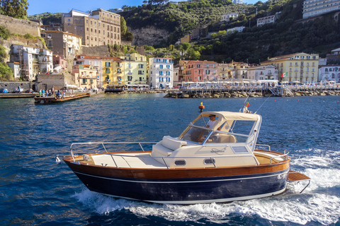 Sorrento: Capri and Positano Private Boat Tour
