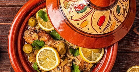 Barcelona: Moroccan Tajine Master Cooking Class/Market Tour