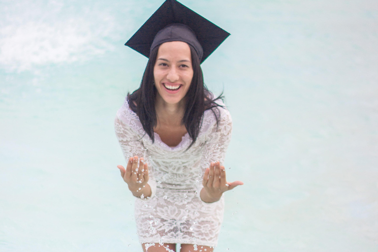 Cartagena: Beach Photoshoot with Professional Photographer