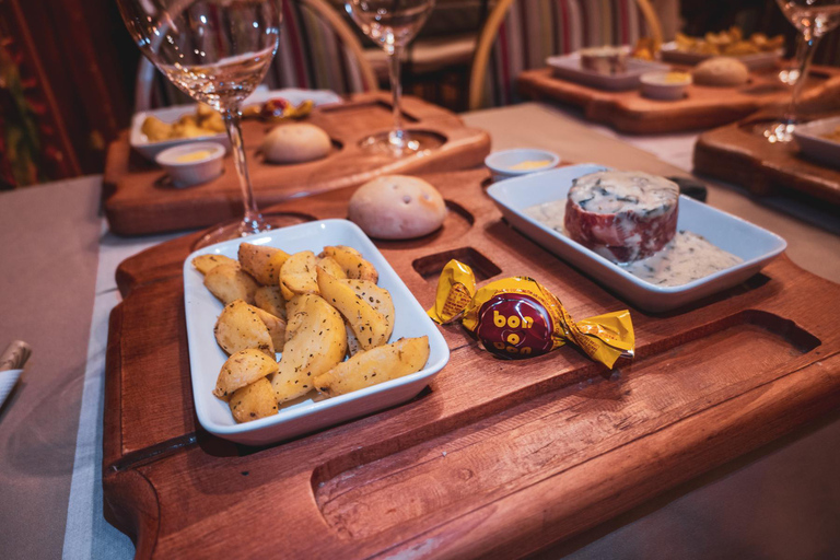 Santiago: Sunset at Vinicola Alyan Family