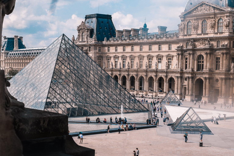 Parijs: Rondleiding door het Louvre Museum met optioneel toegangsbewijsZonder toegangsbewijs