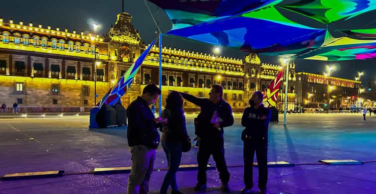 Mexico City at Night Walking tour with optional Torre Latino photo 9
