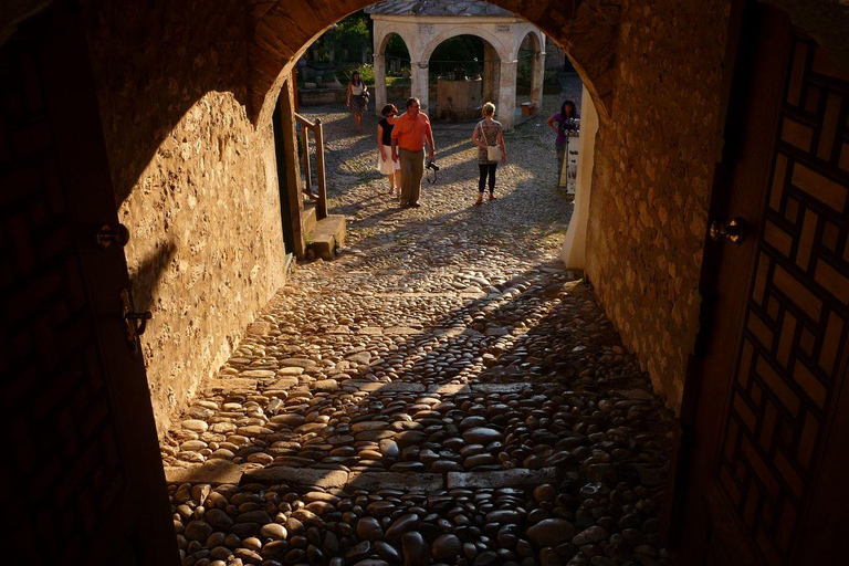 Mostar in Golden Light: Historic Walk & Scenic Photoshoot