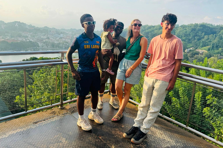 Sigiriya: Kandy Drop Tour with Temple & cultural experience From Sigiriya: Kandy Day Tour By Tuk Tuk
