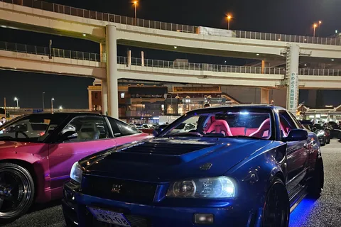 Tokyo: Daikoku PA JDM Night Drive, Skyline R34 & Evo X