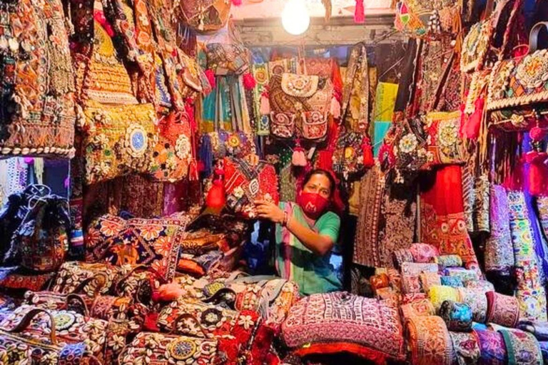 New Delhi: Connaught Place Walking Tour