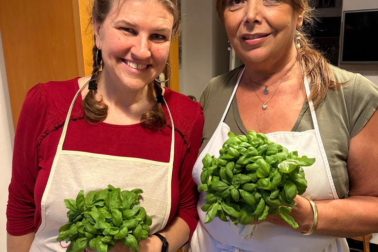 Genoa: Cooking Class Pesto, Gnocchi and Tiramisu with Tiziana