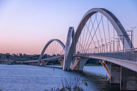 Brasilia : Tour privado personalizado con guía localBrasilia : 3 horas de tour a pie privado personalizado