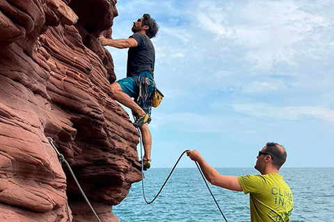 Scotland: 1-Day Beginner Rock Climbing Course