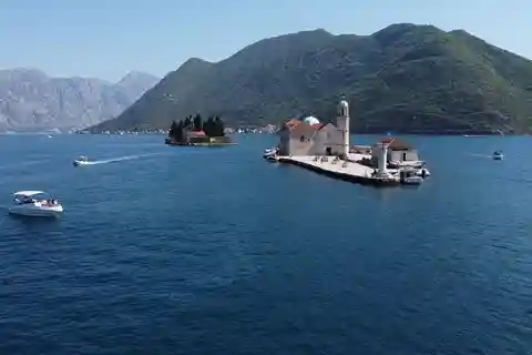 Depuis Kotor ou Tivat : Grotte bleue privée et pierres précieuses de Boka 3H