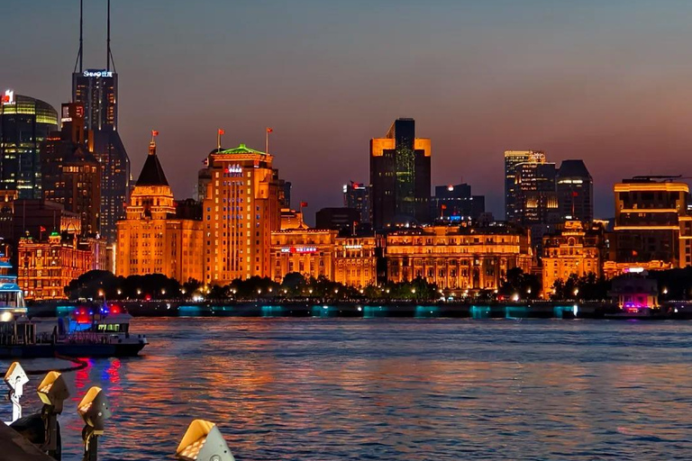 Shanghai First Night: Huangpu River Cruise with Hotel Pickup