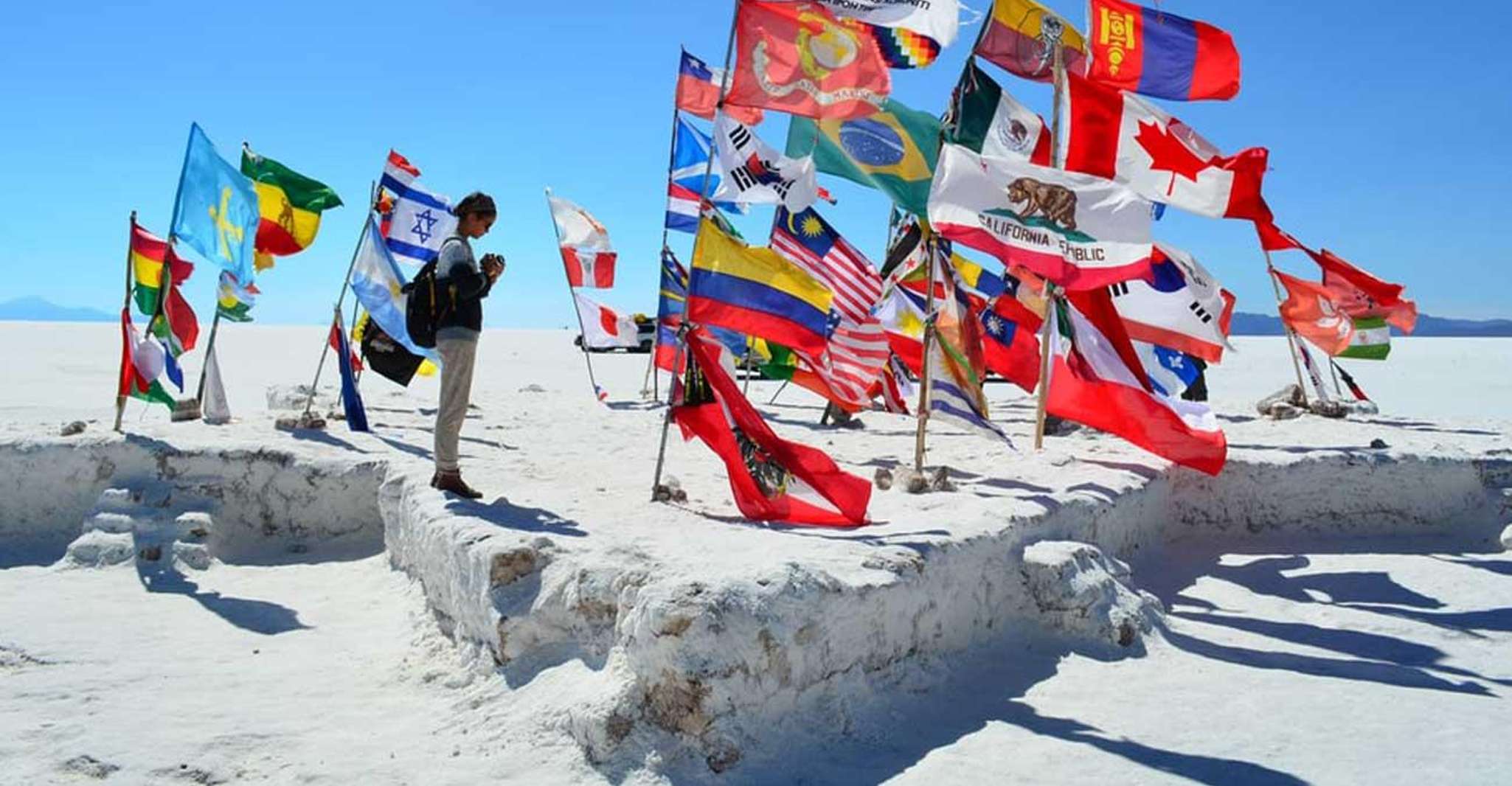 来自Uyuni, Uyuni 盐平板巡航+摄影集+日落 - Hizvo