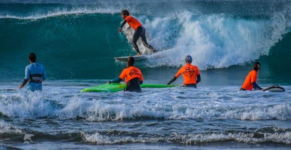 La Pared: Surf Courses for All Levels