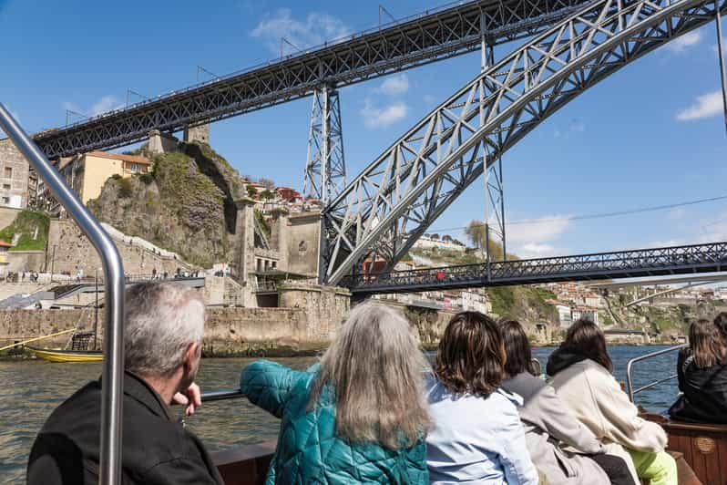 Oporto bus turístico, crucero por el río y tour de bodega GetYourGuide