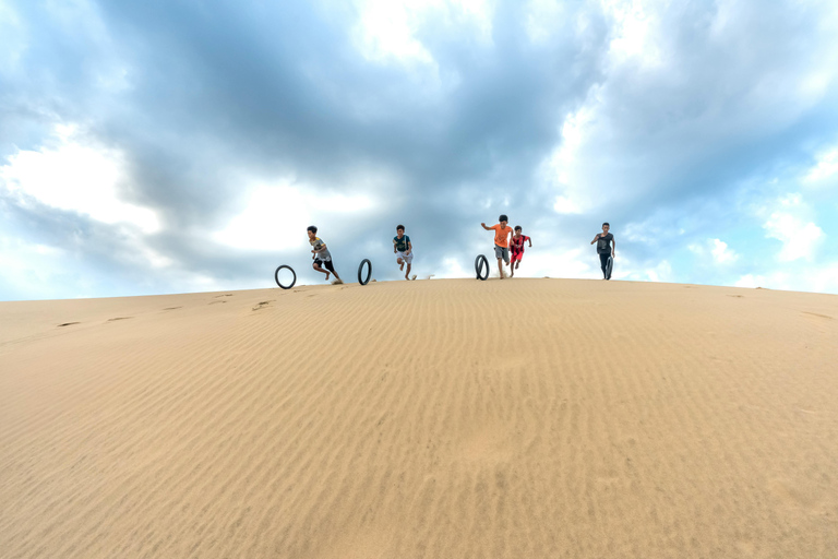 Doha: Sunset Desert Safari, Dune Bashing with dinner at Souq