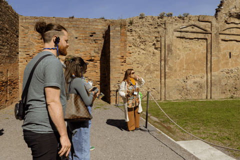 Pompeii & Cooking Class with Mamma From Naples