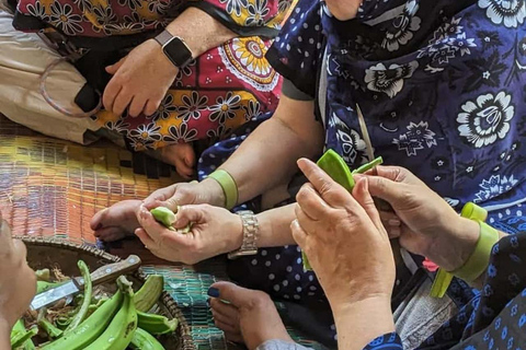 Zanzibar: Market Tour and Cooking Class with Locals