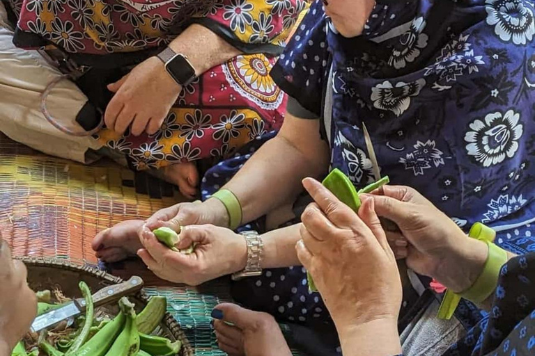 Zanzibar: Market Tour and Cooking Class with Locals