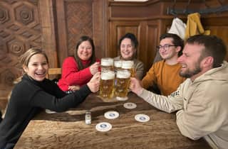 München: Altstadt-Foodtour mit über 10 Verkostungen, Bier und Brezel
