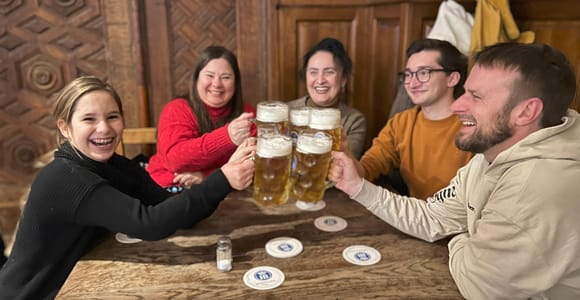 Munich: Old Town Food Tour with 10+ Tastings, Beer & Pretzel