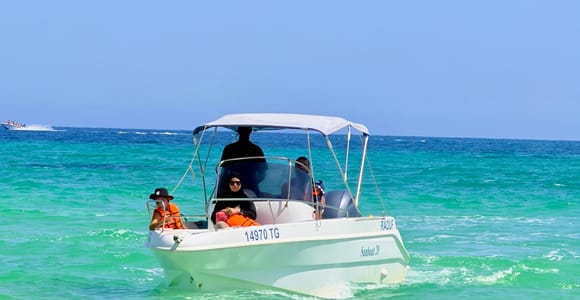 Djerba : Bateau Privé, Dauphins et Baignade Eaux Turquoises