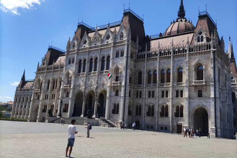 Tour privato in minivan da Vienna a Bratislava e Budapest