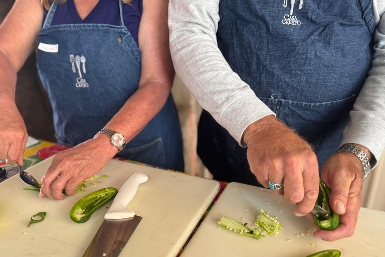 Oaxaca: 10 Mexican Salsas Cooking Class with Taco Tasting