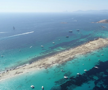 Ibiza: Round-Trip Ferry to Formentera from Playa d’en bossa