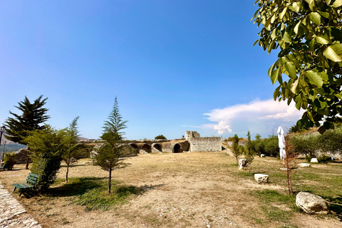 地拉那：贝拉特联合国教科文组织古城之旅及奥努弗里博物馆入场地拉那：贝拉特联合国教科文组织古城游览及奥努弗里博物馆入场