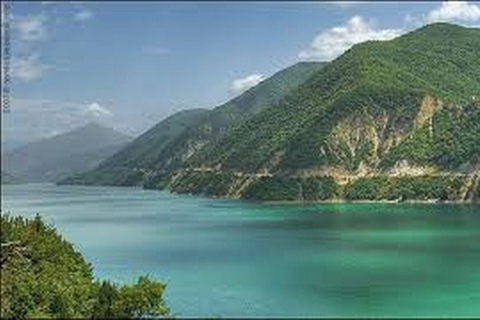From Tbilisi: Kazbegi & Caucasus Mountains Photo Tour