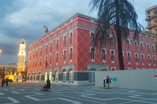 Tour sull'arte di strada a Tirana