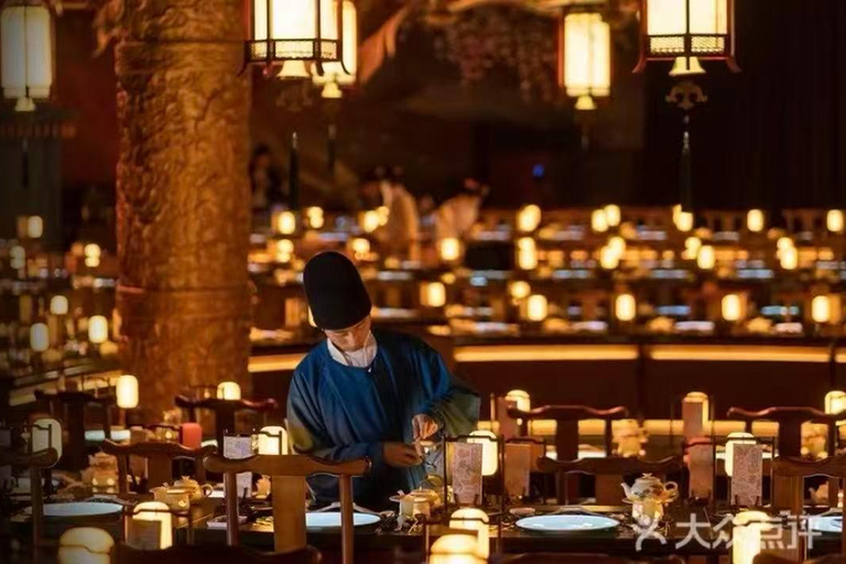 Beijing：Yanwaiyan Admission Ticket VIP‑Seat Lunch