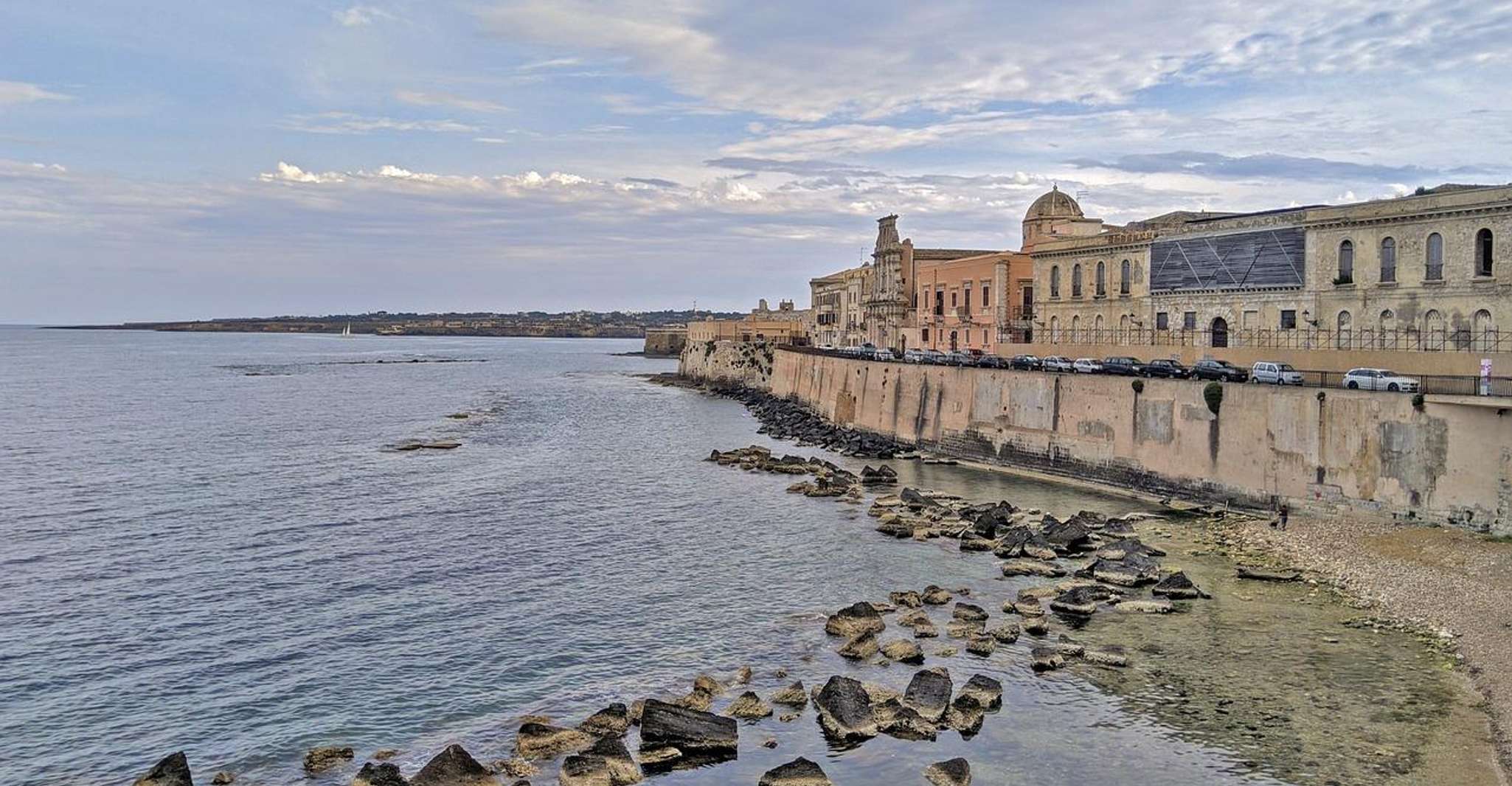 Isla de Ortygia, excursión en barco de día completo con almuerzo - Hizvo