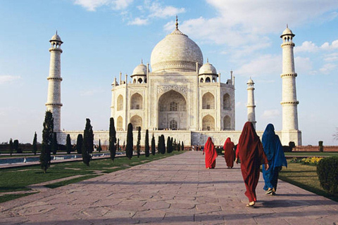 From Delhi: Taj Mahal Sunrise &amp; Agra Day Tour with TransfersPrivate Tour from Delhi with Car, Driver, and Guide Only