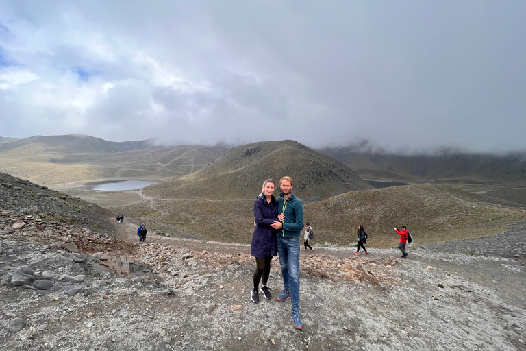 From Mexico city: Hike in Toluca's mountain (private tour) Toluca's Snowy Mountain: Private 8 kilometers Hike