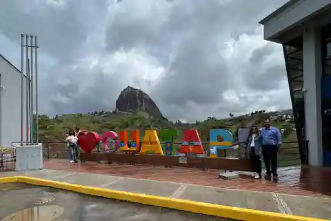 Guatapé and the rock full day private tour