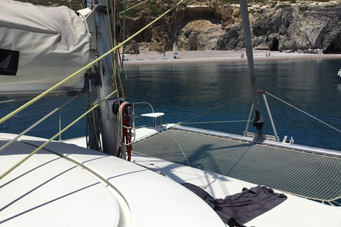 Rodi: Crociera di un giorno in catamarano a vela con cibo e bevande