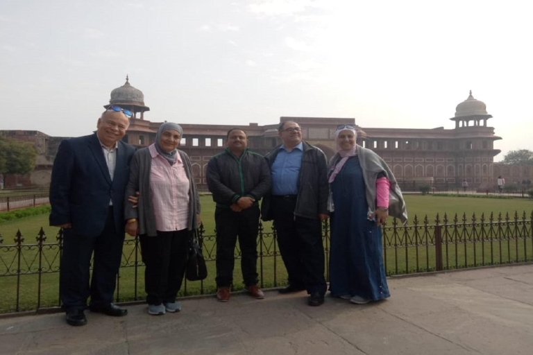 Vanuit Delhi: Taj Mahal Tour per Gatimaan Express TreinTour met treinkaartje, lunch, monumententickets, gids, auto