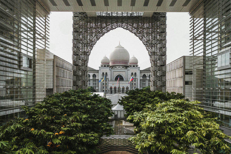 Putrajaya Full-Day Private Tour - Stunning Planned Capital