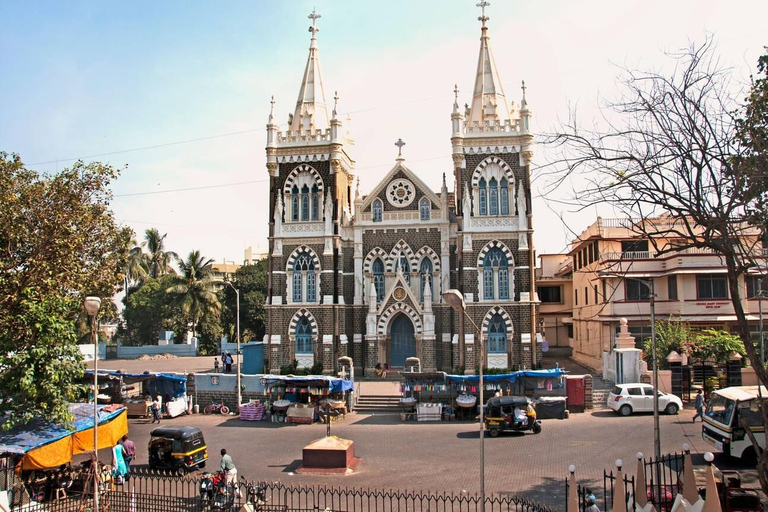 Mumbai: Templo Siddhivinayak, Bandra, Juhu ChowpattyGuia de turismo em inglês e hindi