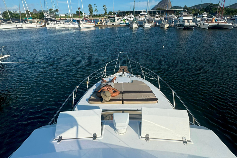 Private speedboat tour in Rio de Janeiro 4 hour Private speedboat tour in Rio de Janeiro