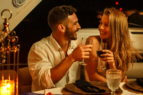 Sharm El-Sheikh: Dinner Cruise, Casual Evening w/ Live Show