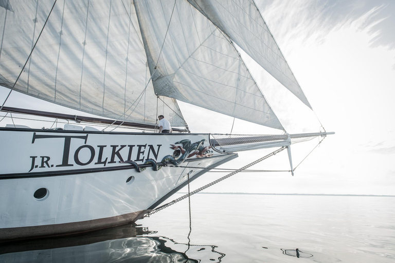 Scharbeut/Grömitz: Sailing Trip on a Historic Tall Ship Scharbeutz Pier - 2 hour Sailing Trip