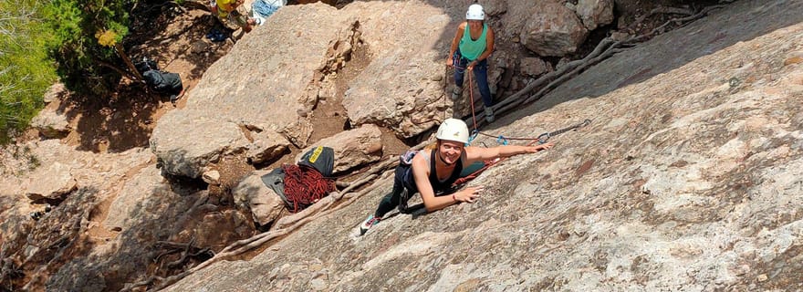 Barcelone : excursion d'une journée d'escalade à Montserrat
