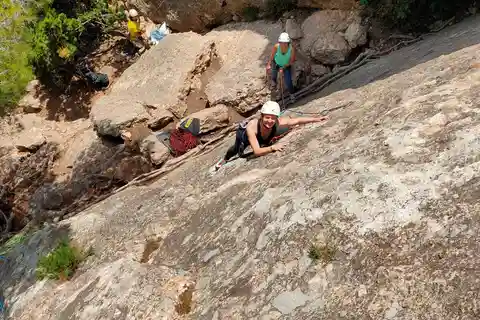 バルセロナ：モンセラットロッククライミング日帰りツアー