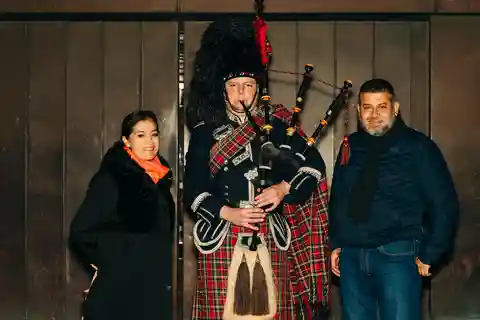 Edimburgo: Cena Escocesa y Experiencia de Música Folk