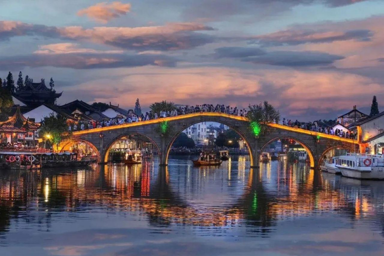 Shanghai: Wukang Road & Zhujiajiao Ancient Town Tour SH Wukang Road & Zhujiajiao Ancient Town