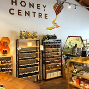 Auckland: Honey Center, Horse Riding & Sheep World Tour