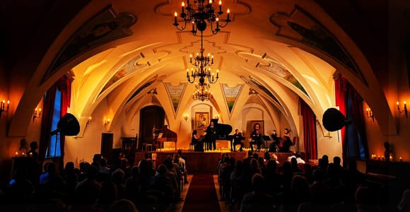 Kraków: Queen Live Concert by Candle Glow