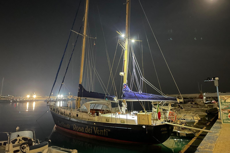 Scala dei Turchi: sailboat excursion with lunch
